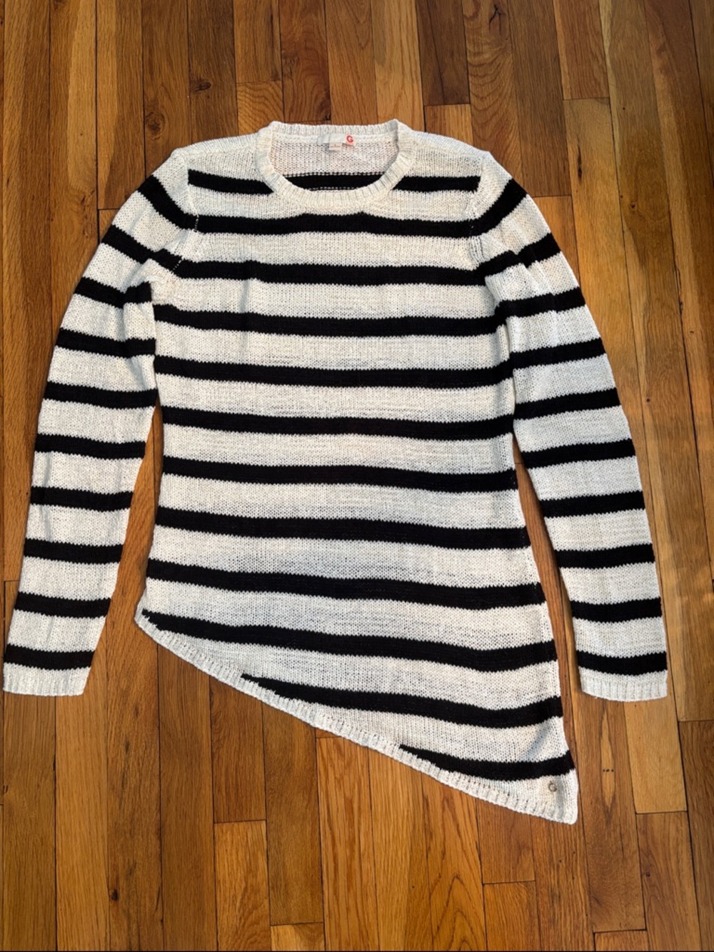 G by Guess Black & White Striped Asymmetrical Crew Sweater
